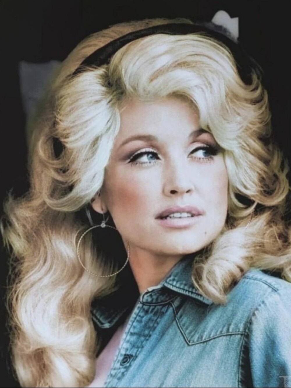 Dolly Parton DIY 5D Full Round Drill Diamond Painting